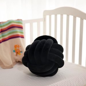 magic soft knot pillow black